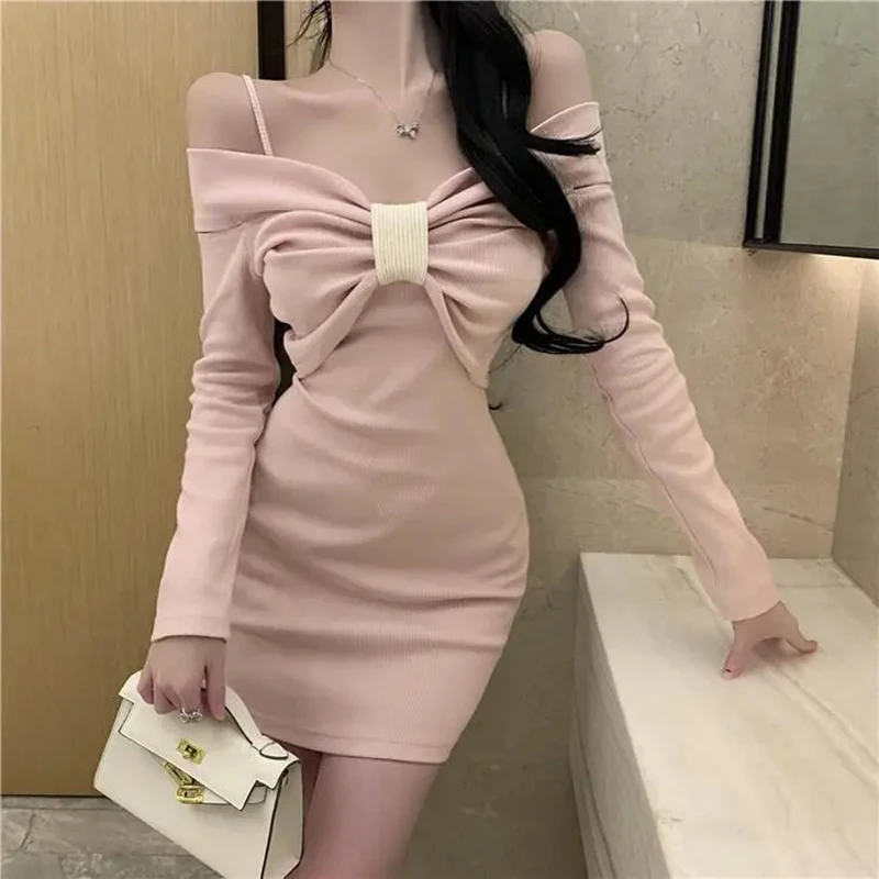 knggyiny 2022 Spring Autumn Design Dress Sense Sexy Sweet Korean Street One-Word Neck Dresses Knitted Long Sleeve Dress Women
knggyiny 2022 Spring Autumn Design Dress Sense Sexy Sweet Korean Street One-Word Neck Dresses Knitted Long Sleeve Dress Women
