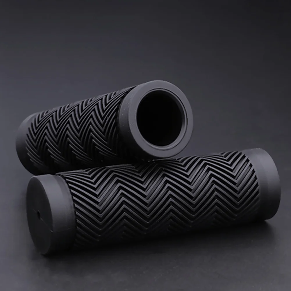 1 Pair Bike Handlebar Handle Hand Grips MTB Mountain Bicycle Scooter Soft Rubber Grip Black Cycling Accessories
1 Pair Bike Handlebar Handle Hand Grips MTB Mountain Bicycle Scooter Soft Rubber Grip Black Cycling Accessories