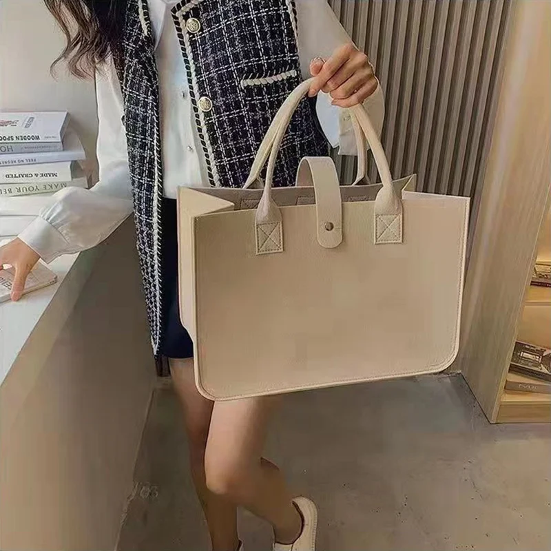 New Shopping Handbag Women's 2023 Handbag Large Capacity Open Fashion Felt Shopping Designer Tote Woven Bag Shop Online China
New Shopping Handbag Women's 2023 Handbag Large Capacity Open Fashion Felt Shopping Designer Tote Woven Bag Shop Online China