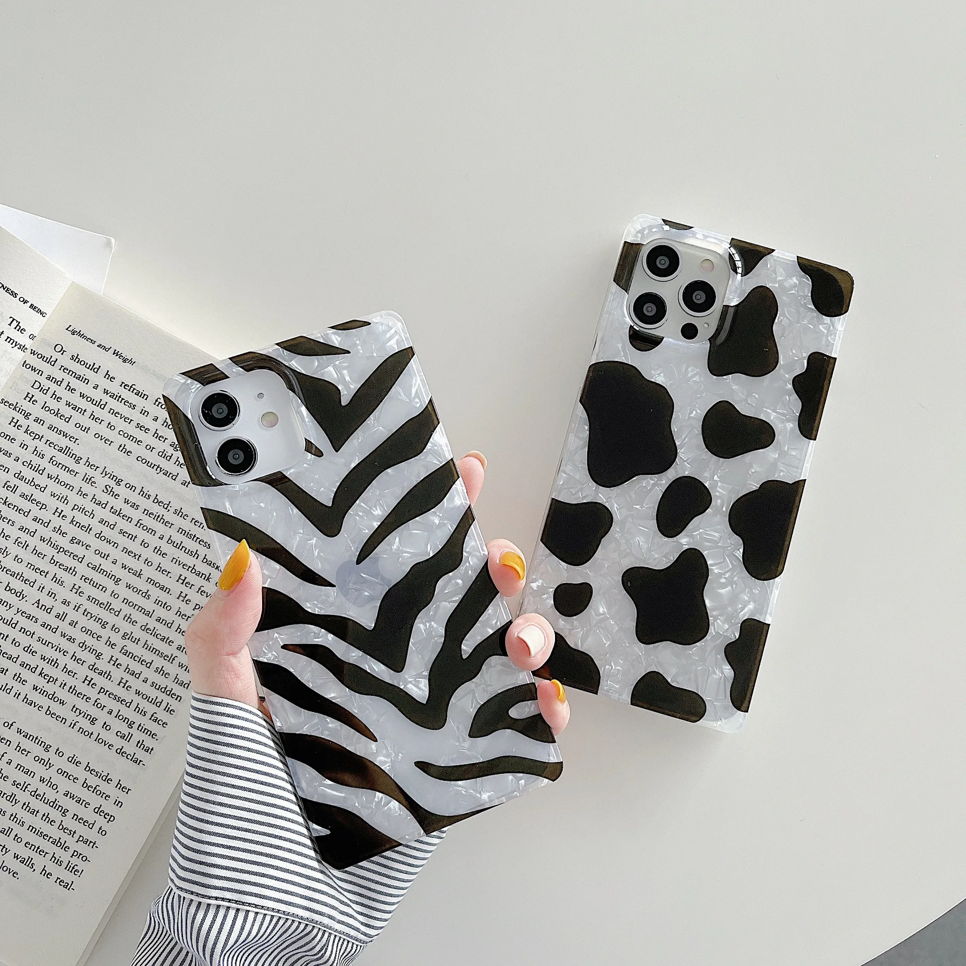 INS Zevra Cow Pattern Phone Case For IPhone 12 13 Pro Max 11 11Pro Max XR XS Max 7 8 Plus Cute Anti-Fall Silicone Case Cover
INS Zevra Cow Pattern Phone Case For IPhone 12 13 Pro Max 11 11Pro Max XR XS Max 7 8 Plus Cute Anti-Fall Silicone Case Cover