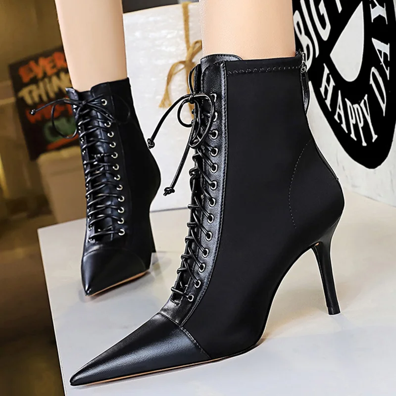Boots Women Luxury Stiletto High Heels Casual Women Keep Warm Short Boots Women Shoe Fashion Elegant Botas Mujer Winter Shoes
Boots Women Luxury Stiletto High Heels Casual Women Keep Warm Short Boots Women Shoe Fashion Elegant Botas Mujer Winter Shoes