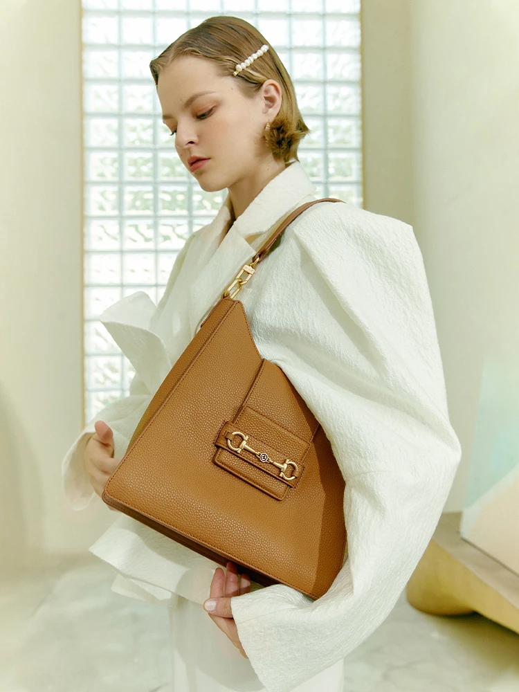EMini House Eh Bag Women's New Cowhide Underarm Shoulder Bag Retro Large Capacity Brown Tote Bag
EMini House Eh Bag Women's New Cowhide Underarm Shoulder Bag Retro Large Capacity Brown Tote Bag