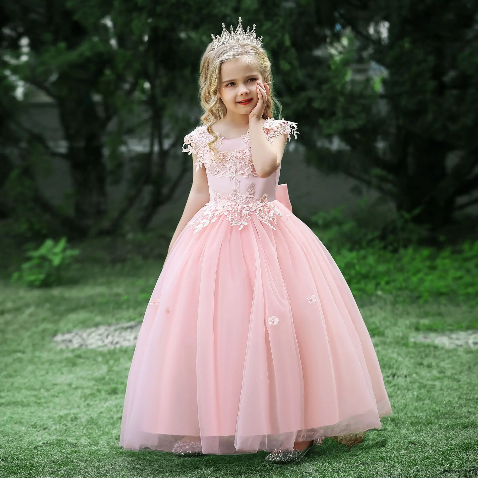 Embroidery Flower Children's Party Dress For Wedding Sleeveless Elegant Long Baby Girl Birthday Feast Clothes 4 to 14 Years
Embroidery Flower Children's Party Dress For Wedding Sleeveless Elegant Long Baby Girl Birthday Feast Clothes 4 to 14 Years