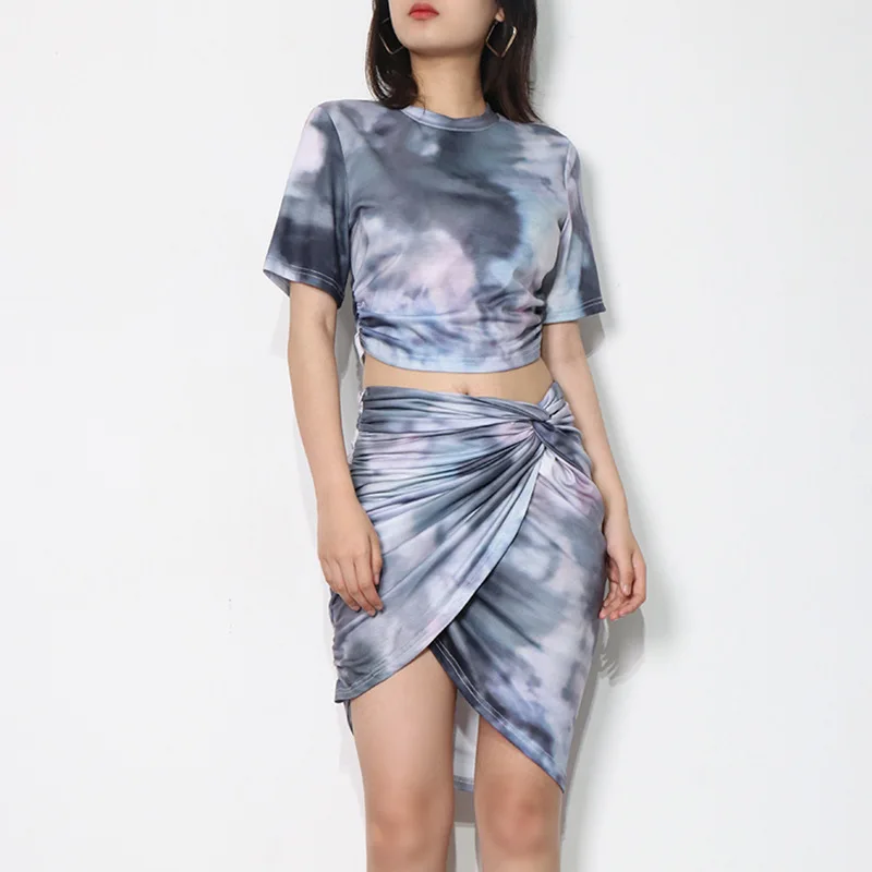 European and American Style 2022 Summer Skirt Suit Women's Tie-dyed Round Neck Pullover Short-sleeved Irregular Hip Skirt Women
European and American Style 2022 Summer Skirt Suit Women's Tie-dyed Round Neck Pullover Short-sleeved Irregular Hip Skirt Women