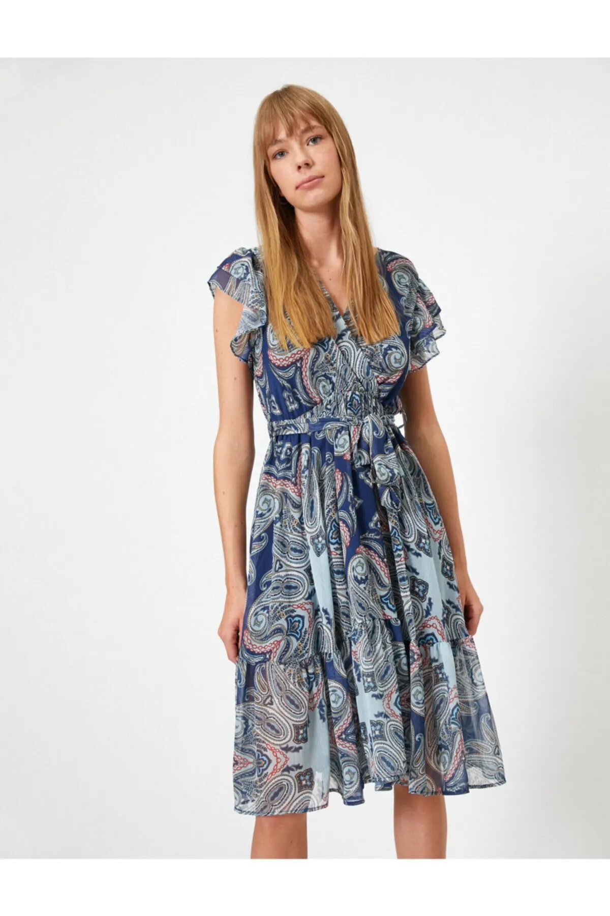 Женское платье с коротким рукавом, элегантное модное повседневное Повседневное платье в стиле бохо 
Женское платье с коротким рукавом, элегантное модное повседневное Повседневное платье в стиле бохо