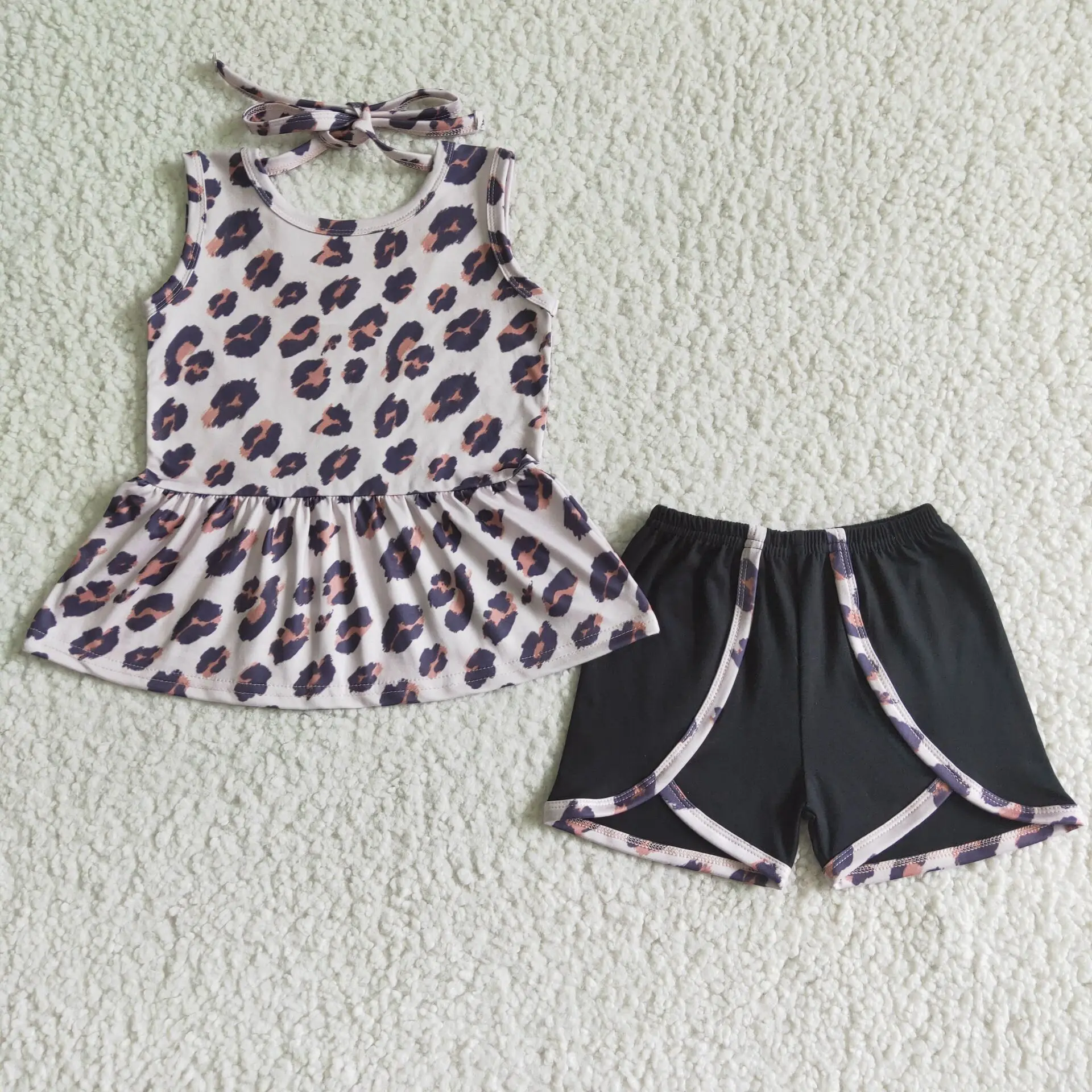 summer boutique kids clothes toddler girl sleeveless leopard t shirt and black shorts casual outfit girl clothing set
summer boutique kids clothes toddler girl sleeveless leopard t shirt and black shorts casual outfit girl clothing set