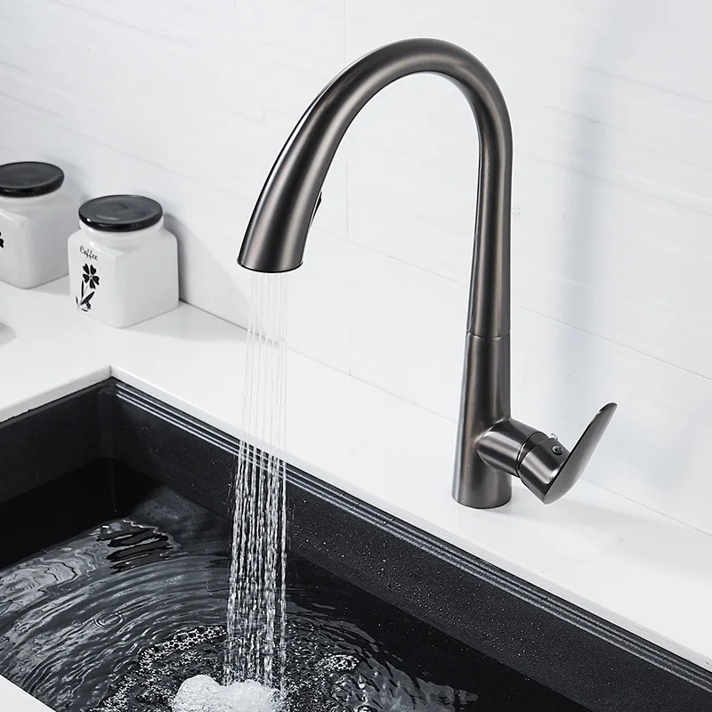 Stainless steel kitchen faucet hides the hot and cold sink of pull-out universal telescopic splash-proof washing basin.
Stainless steel kitchen faucet hides the hot and cold sink of pull-out universal telescopic splash-proof washing basin.