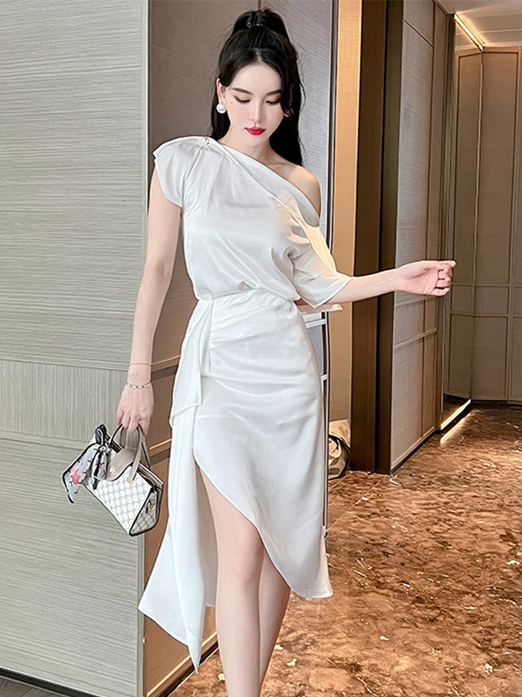 Summer Women 2 Piece Set Elegant Sweet Chic Design White Satin Asymmetrical Skew Collar Shirt Midi Skirt Office Street Outfit
Summer Women 2 Piece Set Elegant Sweet Chic Design White Satin Asymmetrical Skew Collar Shirt Midi Skirt Office Street Outfit