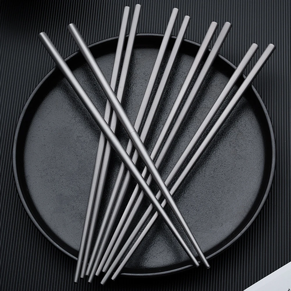 

Outdoor Camping Tableware Titanium Chopsticks Detachable Pure Chopsticks Detachable For Outdoor Camping Traveling Tool