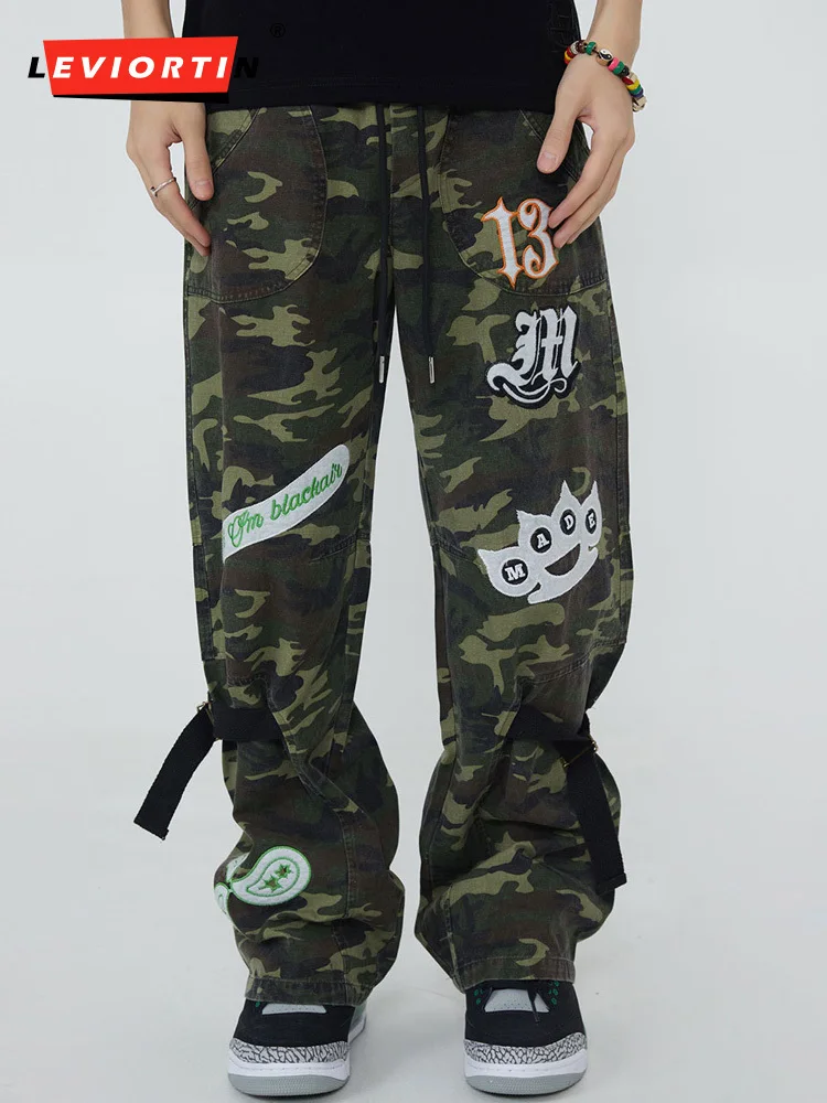 Hip Hop Men Cargo Trousers Overalls Letter Badge Embroidery Heavy Craft Multi Chapter Streetwear Casual Loose Camouflage Pants
Hip Hop Men Cargo Trousers Overalls Letter Badge Embroidery Heavy Craft Multi Chapter Streetwear Casual Loose Camouflage Pants