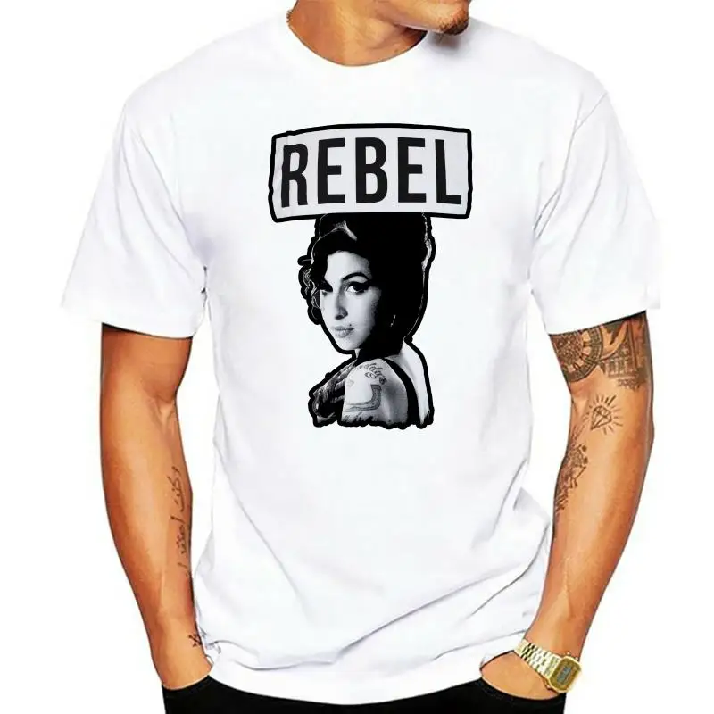 Amy Winehouse назад в черный Фрэнк поза 1 футболка официальная Мужская футболка унисекс
Amy Winehouse назад в черный Фрэнк поза 1 футболка официальная Мужская футболка унисекс