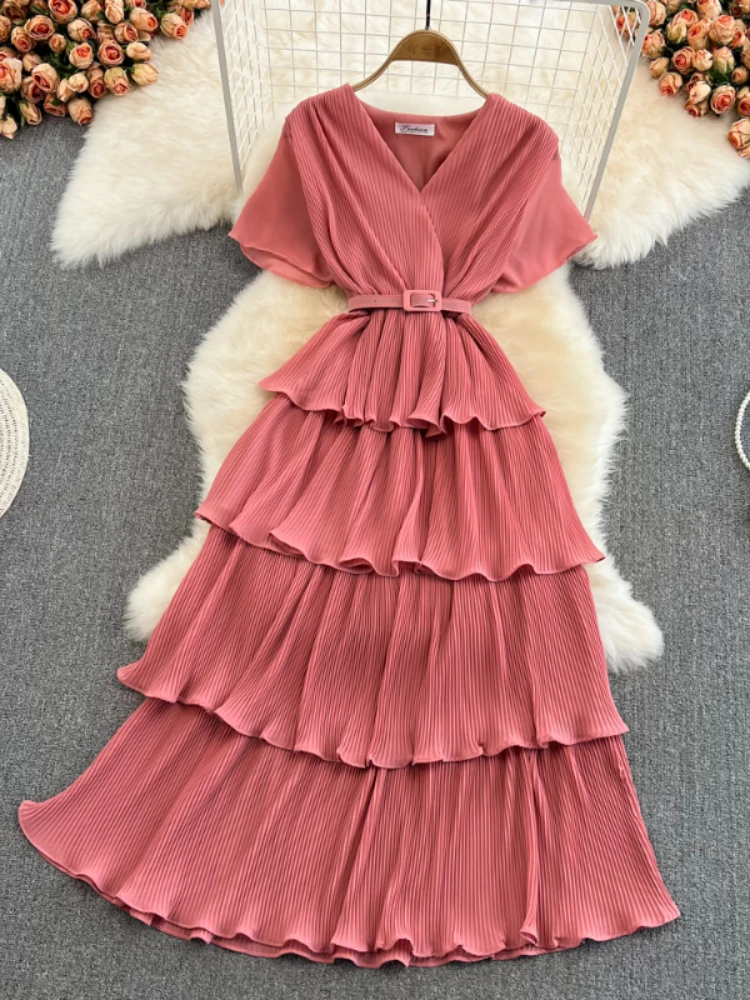 Women Pleated Long Dress Summer V-neck Retro High-waisted Short-sleeved Gauze Mesh Dresses Elegant Party Robe Vestidos
Women Pleated Long Dress Summer V-neck Retro High-waisted Short-sleeved Gauze Mesh Dresses Elegant Party Robe Vestidos