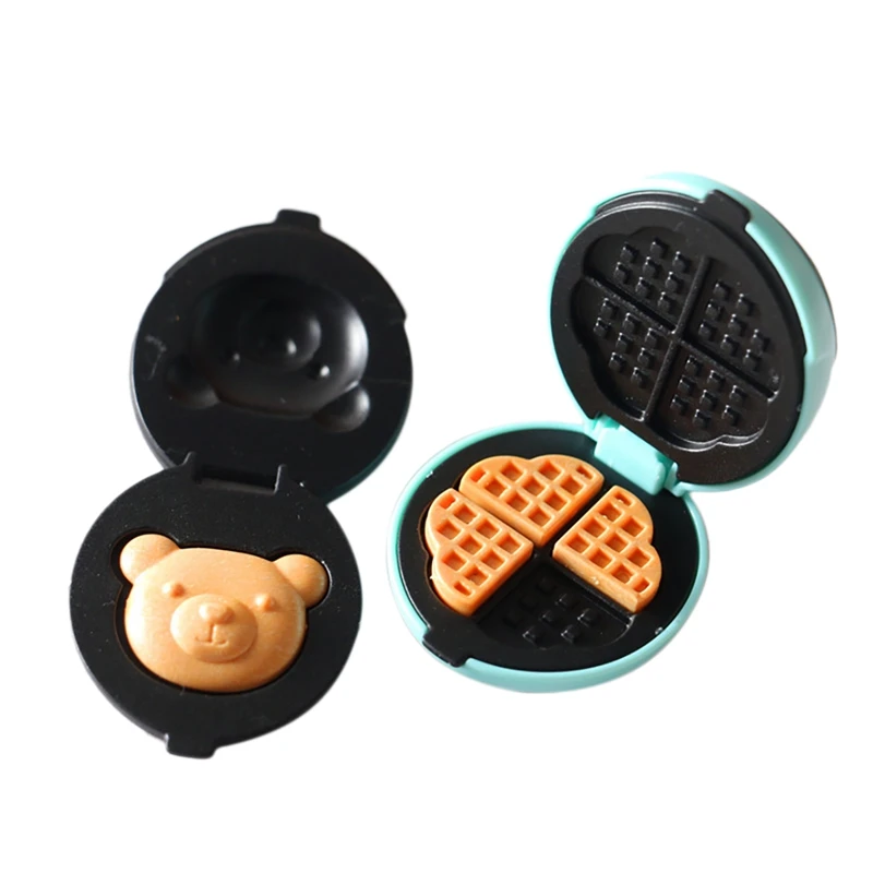 Dollhouse Kitchen Decoration Accessories, 1/12 Dolls House Mini Toaster and Waffle Set
Dollhouse Kitchen Decoration Accessories, 1/12 Dolls House Mini Toaster and Waffle Set