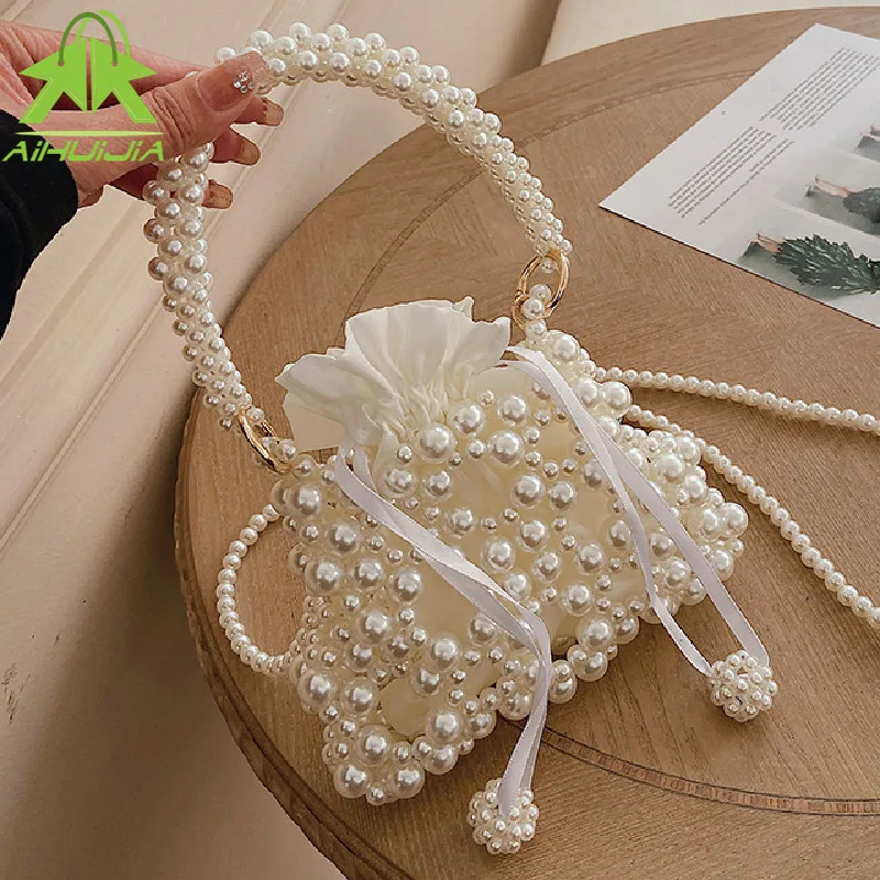 Fashion Pearl Handbags for Women 2022 New Designer Mini Shoulder Crossbody Bags Wild Drawstring Small Messenger Bag Sac A Main
Fashion Pearl Handbags for Women 2022 New Designer Mini Shoulder Crossbody Bags Wild Drawstring Small Messenger Bag Sac A Main