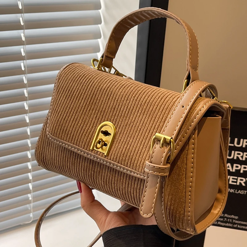 Retro CorduroySquare Shoulder Bag for Women Simple Ladies Small Messenger Bags Vintage Design Female Clutch Purse Handbags
Retro CorduroySquare Shoulder Bag for Women Simple Ladies Small Messenger Bags Vintage Design Female Clutch Purse Handbags