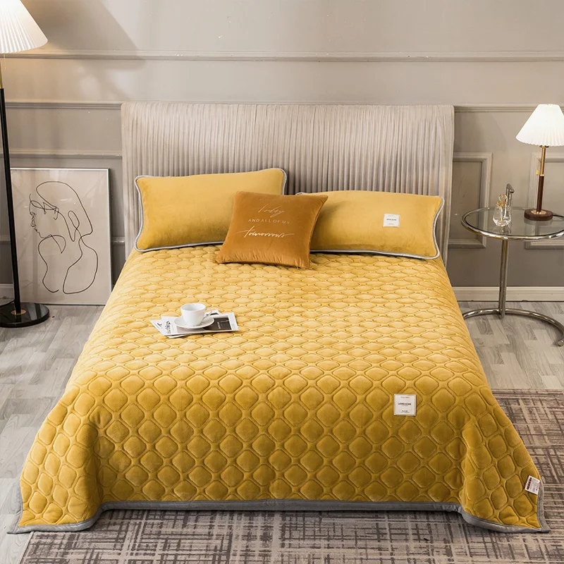 Supper soft flannel Bedspread on the bed linen quilted Linens blanket Bedspreads for bed sheet winter bed cover sofa Plaid
Supper soft flannel Bedspread on the bed linen quilted Linens blanket Bedspreads for bed sheet winter bed cover sofa Plaid
