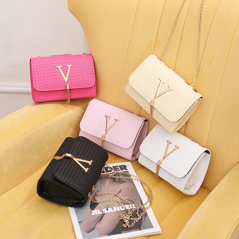 Fashion Crossbody 2023 New Japanese And Korean Design Women's Plaid Tassel Large Capacity Paper Leather Amelie Wallets For Women
Fashion Crossbody 2023 New Japanese And Korean Design Women's Plaid Tassel Large Capacity Paper Leather Amelie Wallets For Women