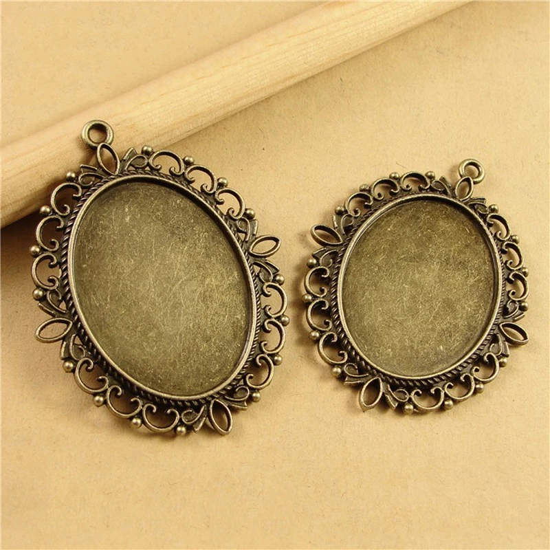 10pcs 10pcs/lot Oval Pendant Blank Settings Cabochons Bases Bezel Trays Fit 40x30mm Cabochon Cameo DIY Necklace Jewelry Making
10pcs 10pcs/lot Oval Pendant Blank Settings Cabochons Bases Bezel Trays Fit 40x30mm Cabochon Cameo DIY Necklace Jewelry Making