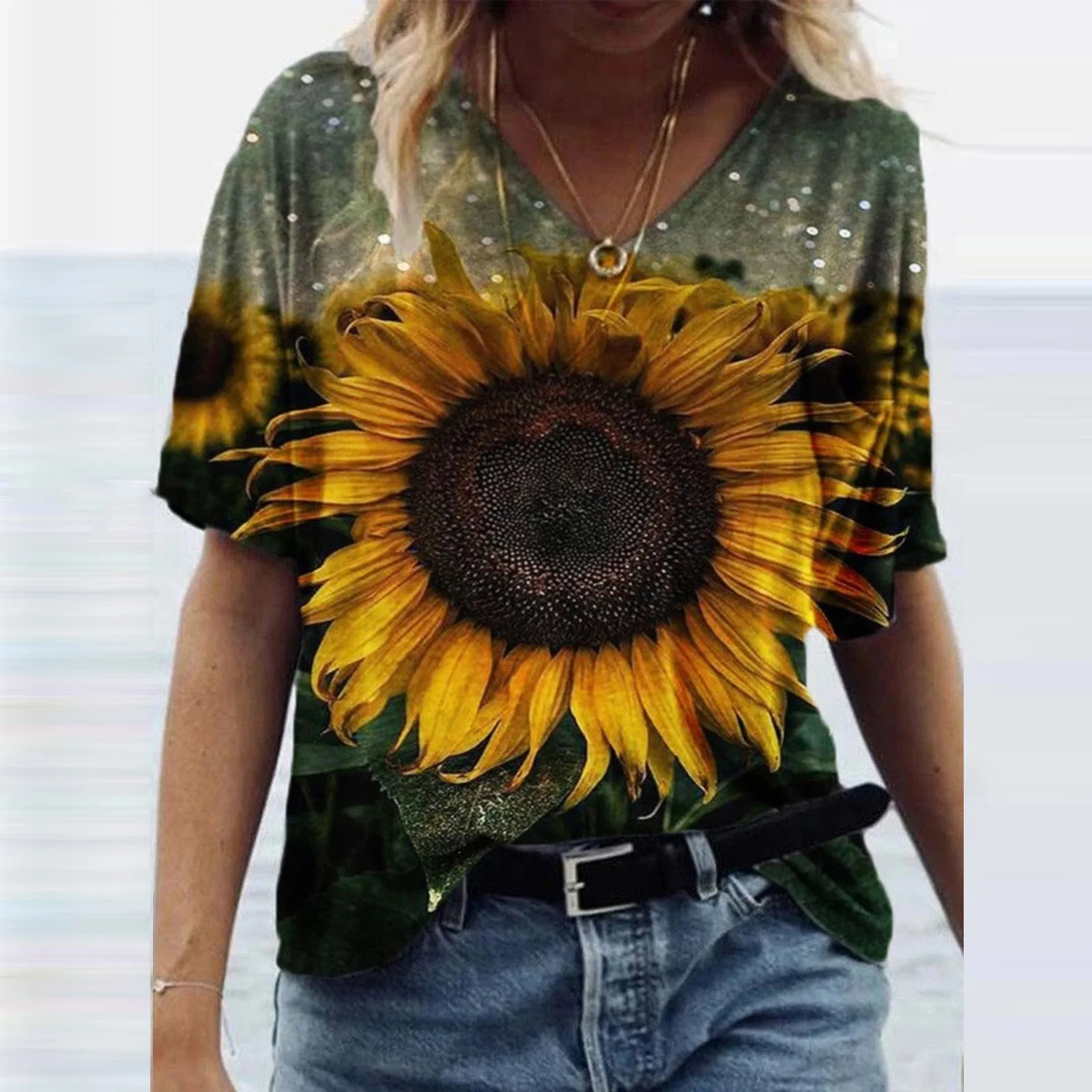 Vintage 3d Floral Print T Shirt Women Short Sleeve Loose V-neck Tee Shirts Casual Oversized Tops Summer 2022 New Plus Size 3xl
Vintage 3d Floral Print T Shirt Women Short Sleeve Loose V-neck Tee Shirts Casual Oversized Tops Summer 2022 New Plus Size 3xl