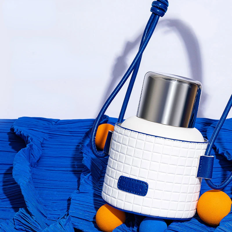 New straw thermos cup high-value student 316 stainless steel kettle ladies light luxury bag cup big belly water cup
New straw thermos cup high-value student 316 stainless steel kettle ladies light luxury bag cup big belly water cup