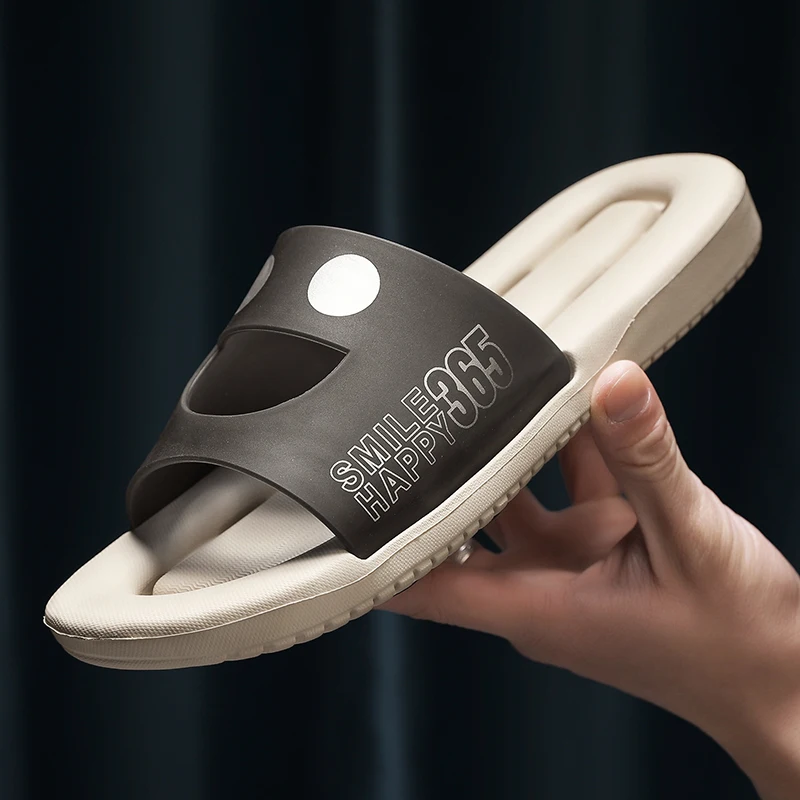 New Men Fashion Slippers Indoor Household Summer Beach Ourdoor Slides Ladies Slippers Platform Mules Shoes Woman Flats Shoe 
New Men Fashion Slippers Indoor Household Summer Beach Ourdoor Slides Ladies Slippers Platform Mules Shoes Woman Flats Shoe