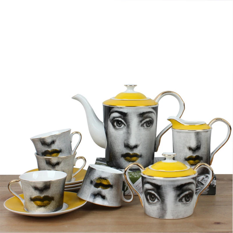 Italian face Phnom Penh ceramic western-style tea set tableware afternoon teacups and saucers set model room neoclassical art
Italian face Phnom Penh ceramic western-style tea set tableware afternoon teacups and saucers set model room neoclassical art