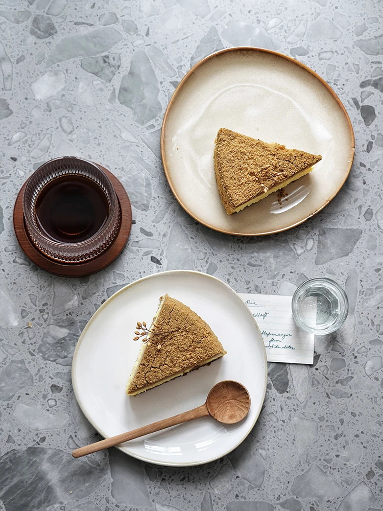 Japanese Triangle Plate Creative Ceramic Japanese Sushi Plate Retro Sashimi Plate Steak Plate Home Dish Dessert Plate
Japanese Triangle Plate Creative Ceramic Japanese Sushi Plate Retro Sashimi Plate Steak Plate Home Dish Dessert Plate