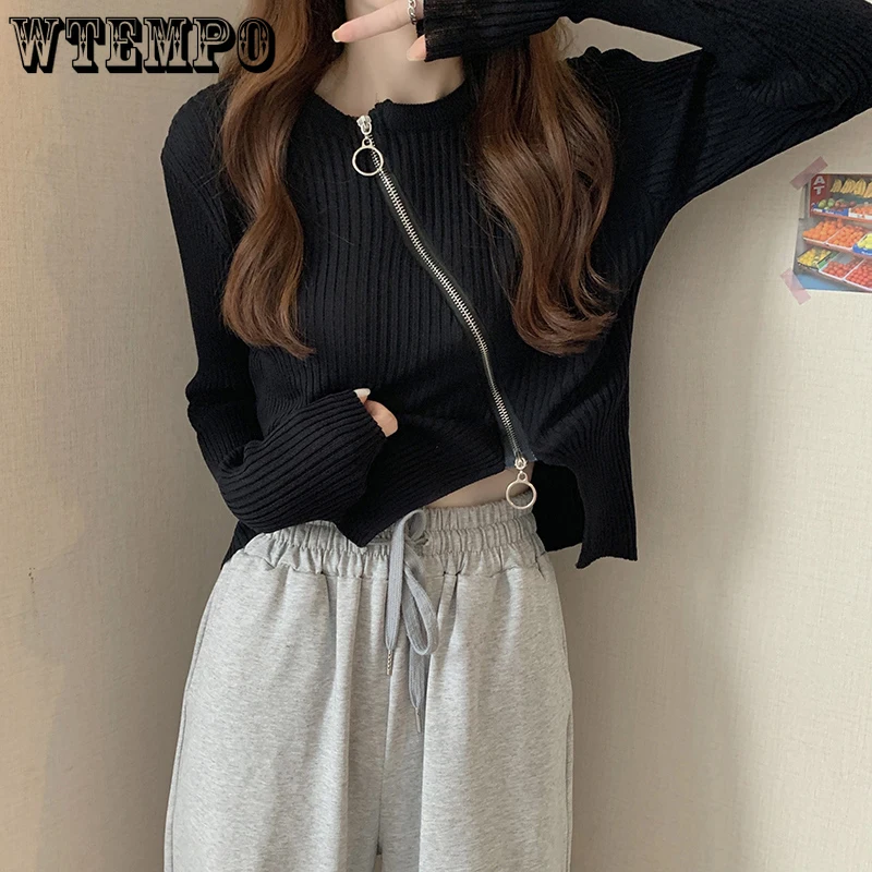 Cardigan Sweater for Women Black O Neck Split Zipper Cropped Sweater Luxury Designer Fashion Knitted Jumper Y2K Korean Fashion
Cardigan Sweater for Women Black O Neck Split Zipper Cropped Sweater Luxury Designer Fashion Knitted Jumper Y2K Korean Fashion