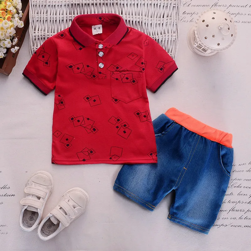 2023 new boys short sleeve clothing set Boy cotton lapel print T-shirt + pants 2 pieces Children clothes suit
2023 new boys short sleeve clothing set Boy cotton lapel print T-shirt + pants 2 pieces Children clothes suit