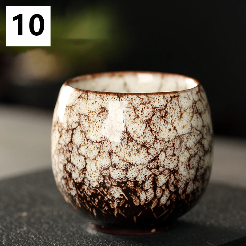 Китайская керамическая чайная чашка
Китайская керамическая чайная чашка