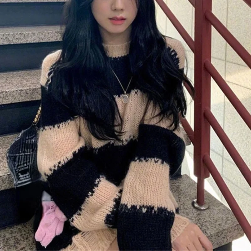 FAKUNTN Hole Loose Sweaters Women Striped Mohair O Neck Long Sleeve Casual All Match Fashion Knitted Pullovers Korean Style Chic
FAKUNTN Hole Loose Sweaters Women Striped Mohair O Neck Long Sleeve Casual All Match Fashion Knitted Pullovers Korean Style Chic