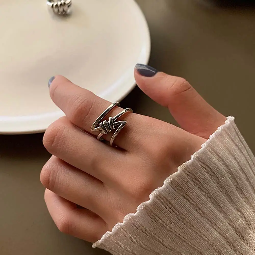 Hip Hop Party Gifts Letter Z Screw Punk Hollow Silver Plated Copper Korean Finger Rings Women Open Rings Finger Jewelry
Hip Hop Party Gifts Letter Z Screw Punk Hollow Silver Plated Copper Korean Finger Rings Women Open Rings Finger Jewelry