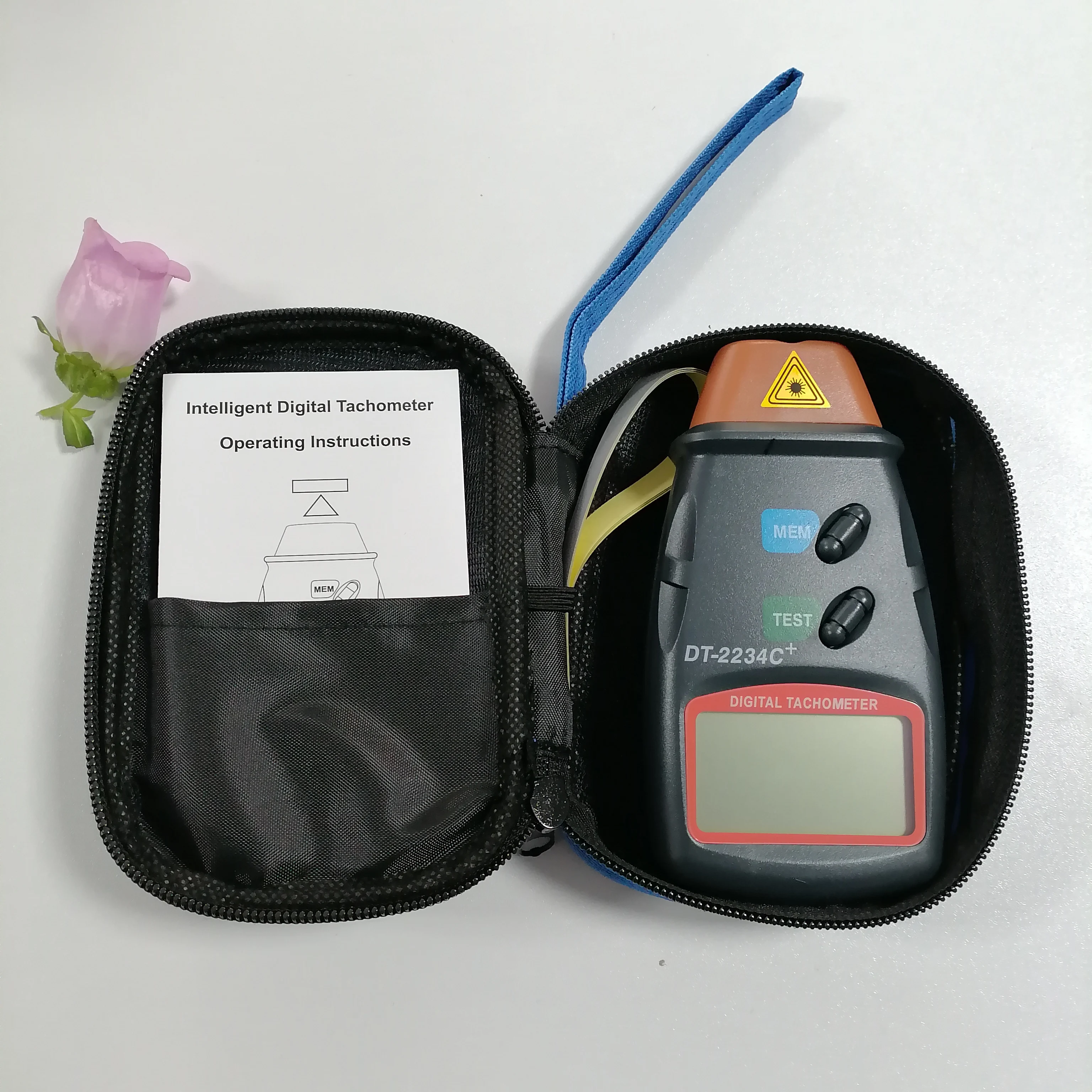 Бесконтактный лазерный тахометр Feimiaomilei DT-2234C
Бесконтактный лазерный тахометр Feimiaomilei DT-2234C