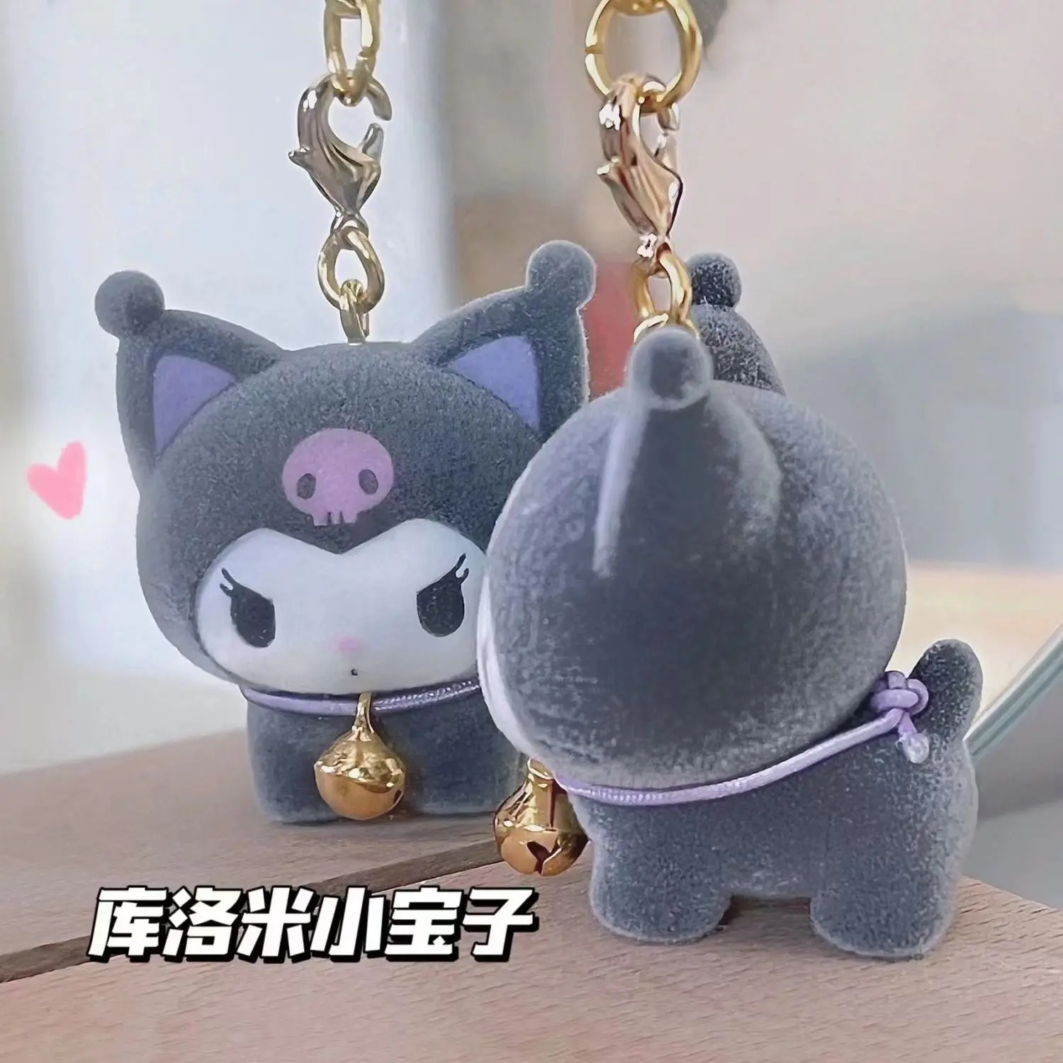 Sanrio Kuromi Милая мультяшная плюшевая кукла брелок кулон кавайная пушистая мягкая игрушка маленький колокольчик рюкзак украшение Рождественс...
Sanrio Kuromi Милая мультяшная плюшевая кукла брелок кулон кавайная пушистая мягкая игрушка маленький колокольчик рюкзак украшение Рождественс...