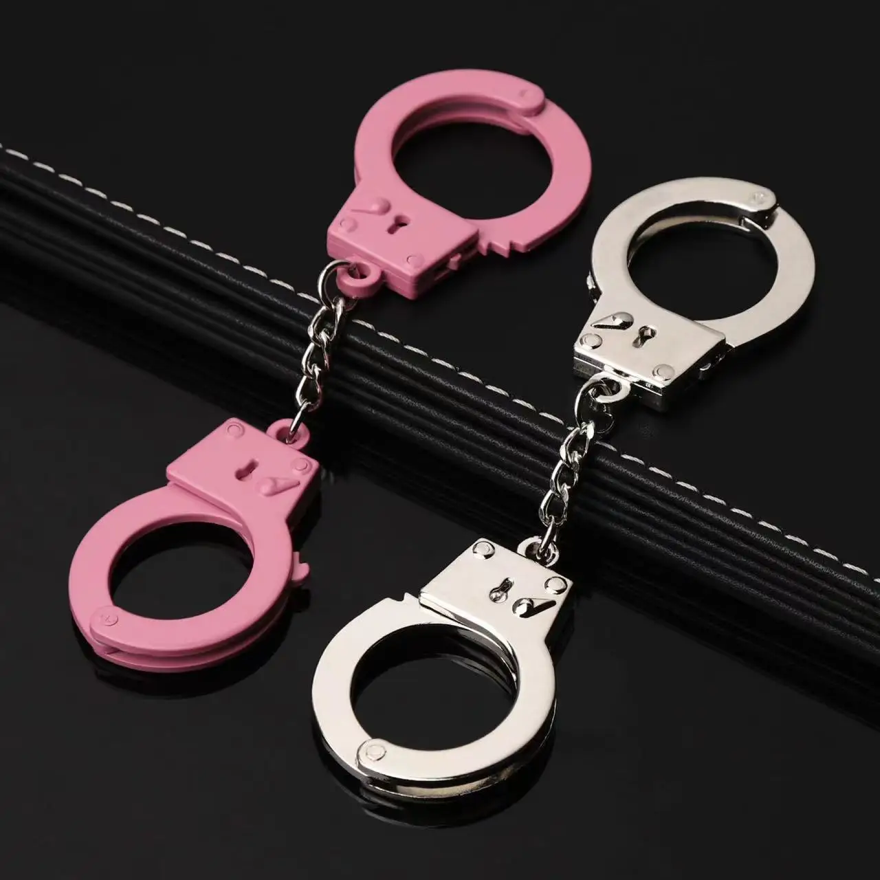 BJD Doll Toy key chain metal pendant finger personality small toy novel funny toy birthday gift
BJD Doll Toy key chain metal pendant finger personality small toy novel funny toy birthday gift