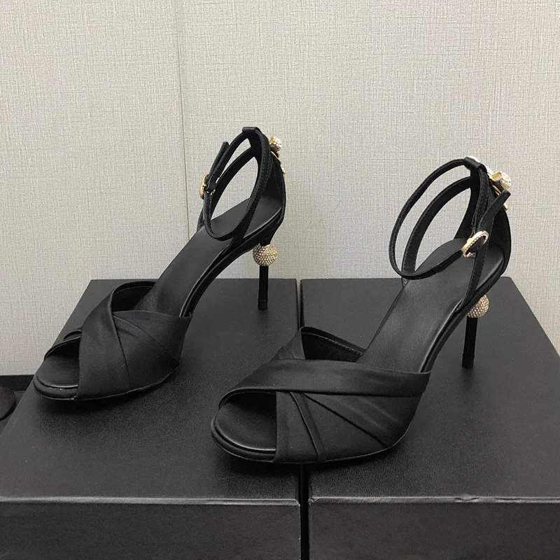 2023 Summer Women's High Heel Sandals - Premium Quality Pumps for Casual Elegance 
2023 Summer Women's High Heel Sandals - Premium Quality Pumps for Casual Elegance