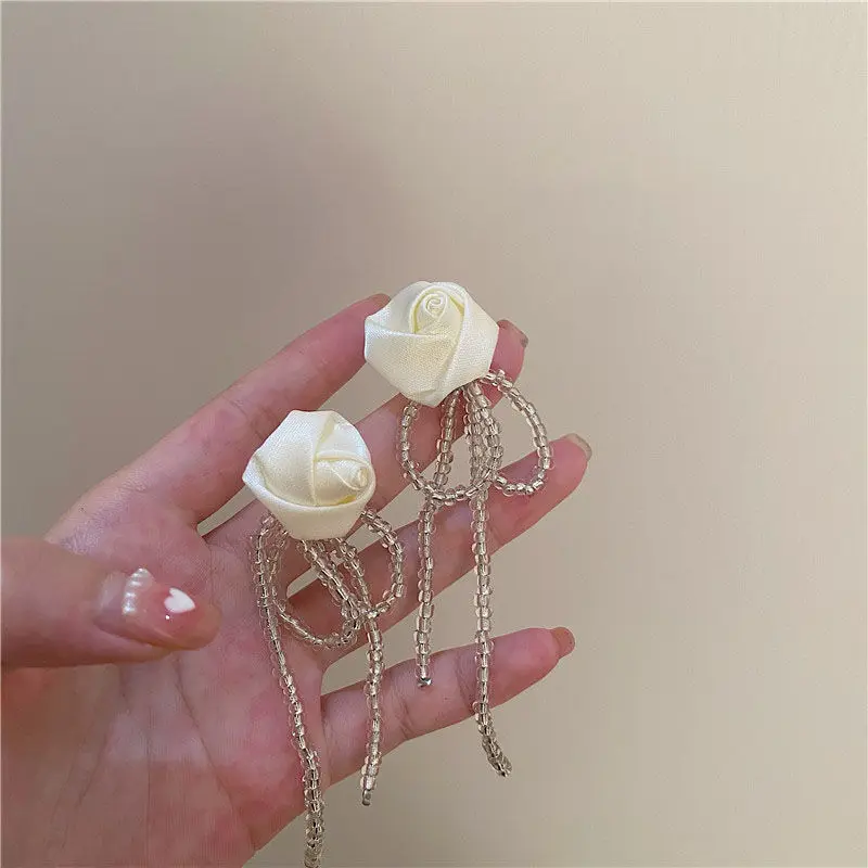 Fabric Rose Flower Dangle Earrings for Women Vintage Bowknot Drop Earring Fashion Jewelry Female Elegant Acrylic tassel Ear Drop
Fabric Rose Flower Dangle Earrings for Women Vintage Bowknot Drop Earring Fashion Jewelry Female Elegant Acrylic tassel Ear Drop