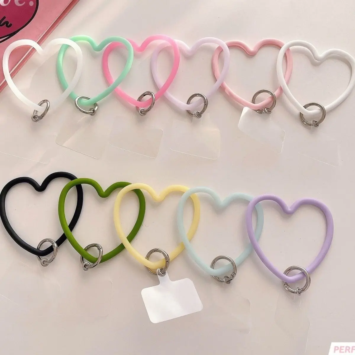 Heart Shape Silicone Bracelet Circle Pendant Mobile Phone Lanyard Wrist Strap Cute Lanyard Phone Case Universal Anti-lost Sling
Heart Shape Silicone Bracelet Circle Pendant Mobile Phone Lanyard Wrist Strap Cute Lanyard Phone Case Universal Anti-lost Sling