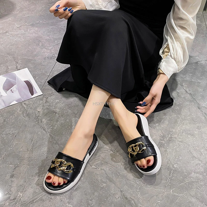 Summer Platform Women Slipper Comfortable Metal Chain Lady Flip Flops Outdoor Beach Shoe Woman Sandal Leather Gladiator Sandals
Summer Platform Women Slipper Comfortable Metal Chain Lady Flip Flops Outdoor Beach Shoe Woman Sandal Leather Gladiator Sandals