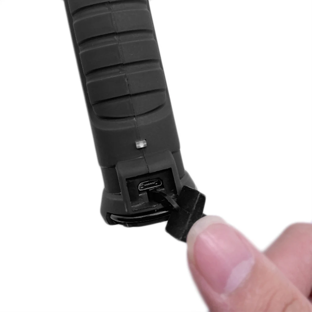 LED Flashlight Flip Rechargeable COB LED Flashlight Flood Light Torch Stand Emergency Working Lighting
LED Flashlight Flip Rechargeable COB LED Flashlight Flood Light Torch Stand Emergency Working Lighting
