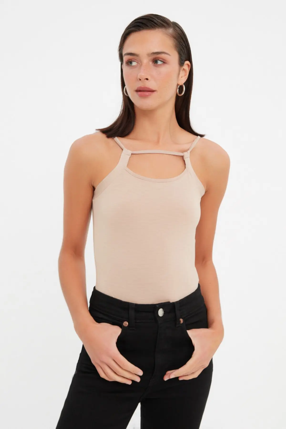 Women's Bodysuit Beige Cut Out Detailed Knitted Rompers Jumpsuits Sexy Sheath Skinny Summer Streetwear Outfits Overalls
Women's Bodysuit Beige Cut Out Detailed Knitted Rompers Jumpsuits Sexy Sheath Skinny Summer Streetwear Outfits Overalls