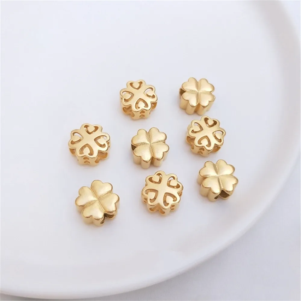 Vietnam sand gold strong color four-leaf clover pearl hole back cloud gold red rope bracelet 3D hard gold DIY accessories
Vietnam sand gold strong color four-leaf clover pearl hole back cloud gold red rope bracelet 3D hard gold DIY accessories