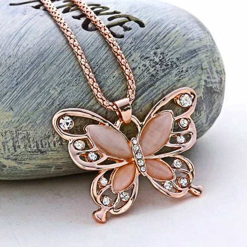 Fashion Rose Gold Opal Crystal Butterfly Pendant Necklace for Women Sweater Chain Long Necklace Girls Jewelry Animal Collare
Fashion Rose Gold Opal Crystal Butterfly Pendant Necklace for Women Sweater Chain Long Necklace Girls Jewelry Animal Collare