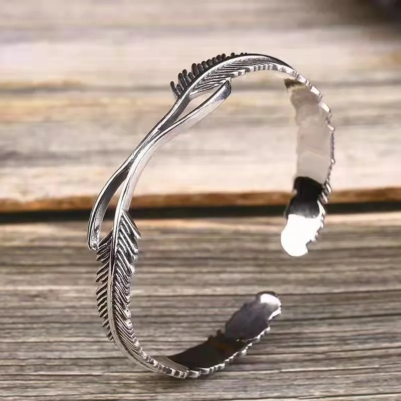 charming Bracelet feather open silver design fashion personality fashion gift boyfriend brushed jewelry
charming Bracelet feather open silver design fashion personality fashion gift boyfriend brushed jewelry