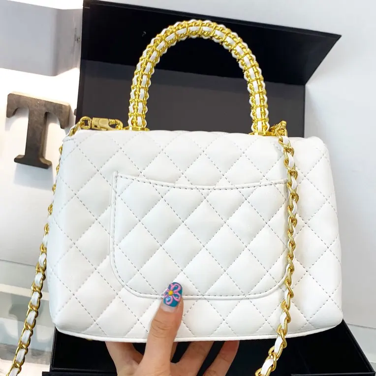 Women's Shoulder Bag 2022 New Trend Real Leather Branded Caviar Bag Luxury Designer Handbag for Women Lingge Messenger Bag
Women's Shoulder Bag 2022 New Trend Real Leather Branded Caviar Bag Luxury Designer Handbag for Women Lingge Messenger Bag