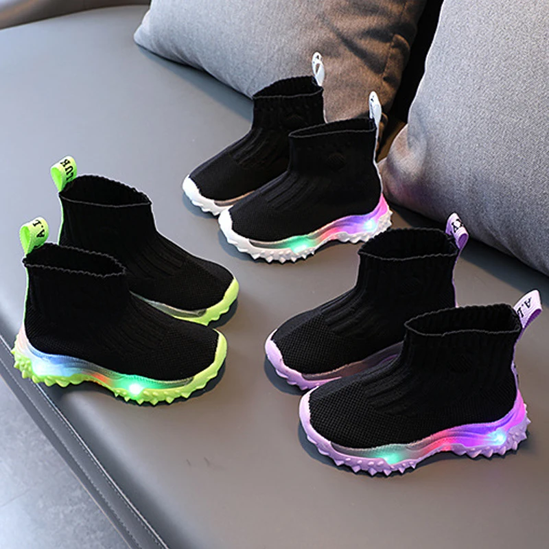 Fashion Children‘s Sports Shoes Men‘s And Women‘s Light-emitting Shoes Children‘s Casual Shoes With Lights Baby Shoes
Fashion Children‘s Sports Shoes Men‘s And Women‘s Light-emitting Shoes Children‘s Casual Shoes With Lights Baby Shoes