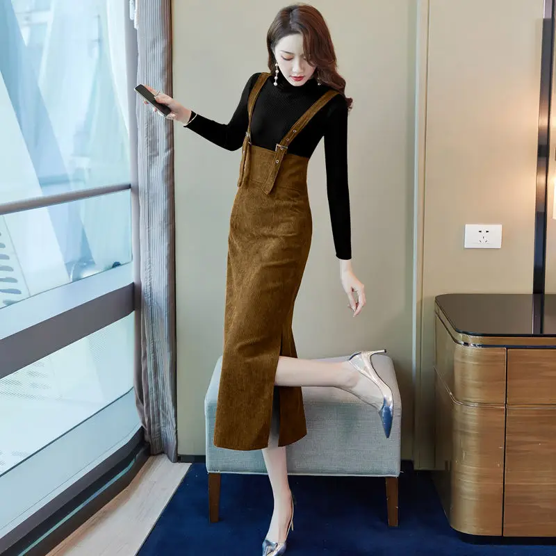 2020 Women Spring Autumn Elegant Knitted Pullovers and Suspender Straight Skirts Female Korean Office Ladies 2 Pieces Sets Q37
2020 Women Spring Autumn Elegant Knitted Pullovers and Suspender Straight Skirts Female Korean Office Ladies 2 Pieces Sets Q37