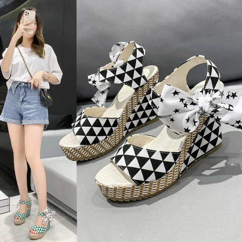 Womens High Heels Sandal Thick Bottom Casual Shoes Ladies Leisure Summer Wedges Sandals Woman Shoes Women Platform Mules Slipper
Womens High Heels Sandal Thick Bottom Casual Shoes Ladies Leisure Summer Wedges Sandals Woman Shoes Women Platform Mules Slipper