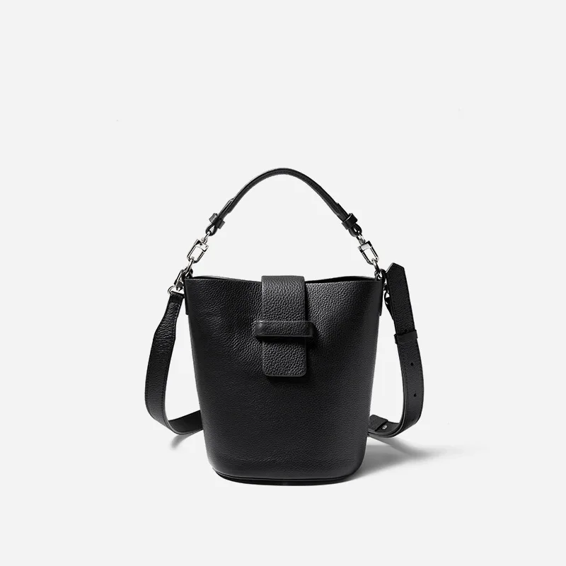 Small Genuine Leather Bucket Shoulder Bag for Women Messenger Bags Fashion Casual Travel Mini Purse and Handbags Sac Femme
Small Genuine Leather Bucket Shoulder Bag for Women Messenger Bags Fashion Casual Travel Mini Purse and Handbags Sac Femme
