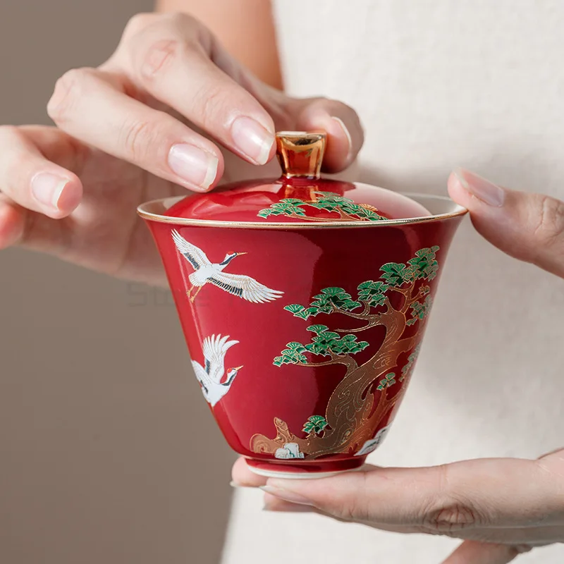 Museum original Langhong Xianhe covered bowl kungfu tea set tea bowl depicting gold city cultural creative
Museum original Langhong Xianhe covered bowl kungfu tea set tea bowl depicting gold city cultural creative